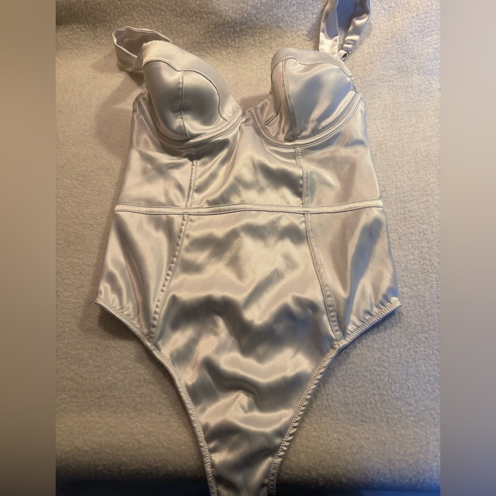 Victoria’s Secret bodysuit, size 34B/small